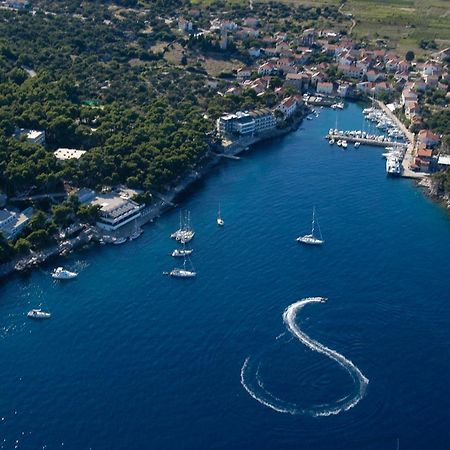 Vala Daire Božava Dış mekan fotoğraf